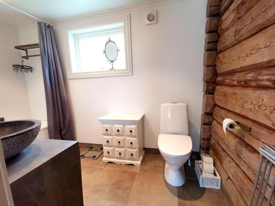 Dalen - Full House With Two Bedrooms, Patio, Garden And Central Location Exterior photo